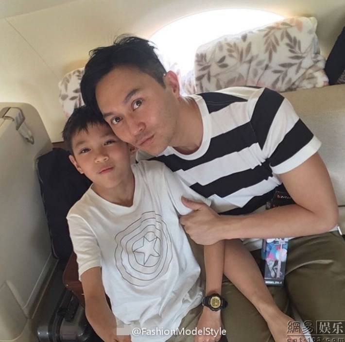 想当儿媳的举手张智霖袁咏仪爱子越来越帅
